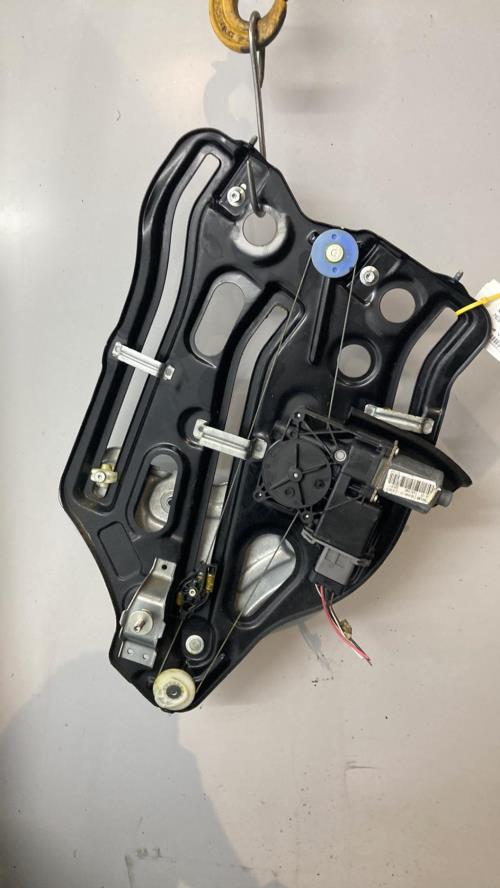 Image Leve vitre electrique arriere droit - RENAULT MEGANE 3
