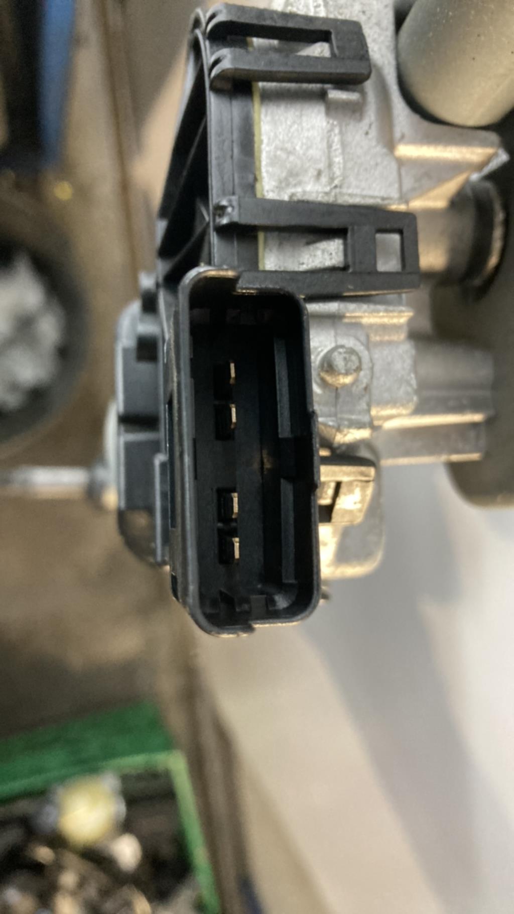 Motore tergicristallo anteriore PEUGEOT 208 1 PHASE 1 Gasolina - 1