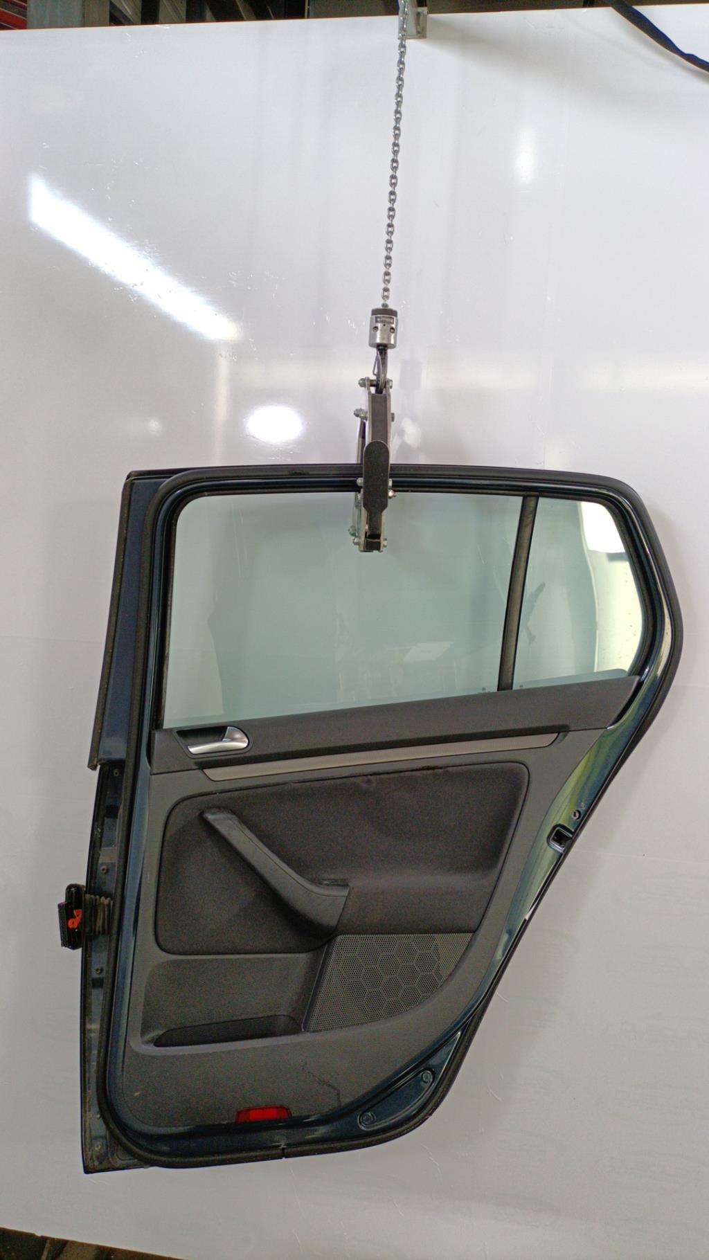 Portiera posteriore destra VOLKSWAGEN GOLF 5 Diésel - 1