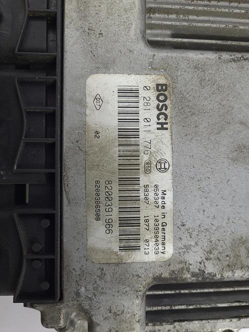 Image Calculateur moteur - RENAULT SCENIC 2