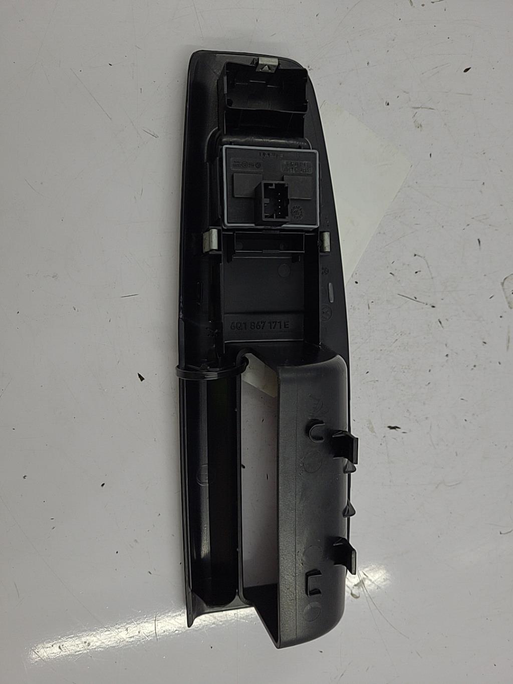 Interruttore alzacristalli VOLKSWAGEN POLO 4 PHASE 2 Diésel - 1