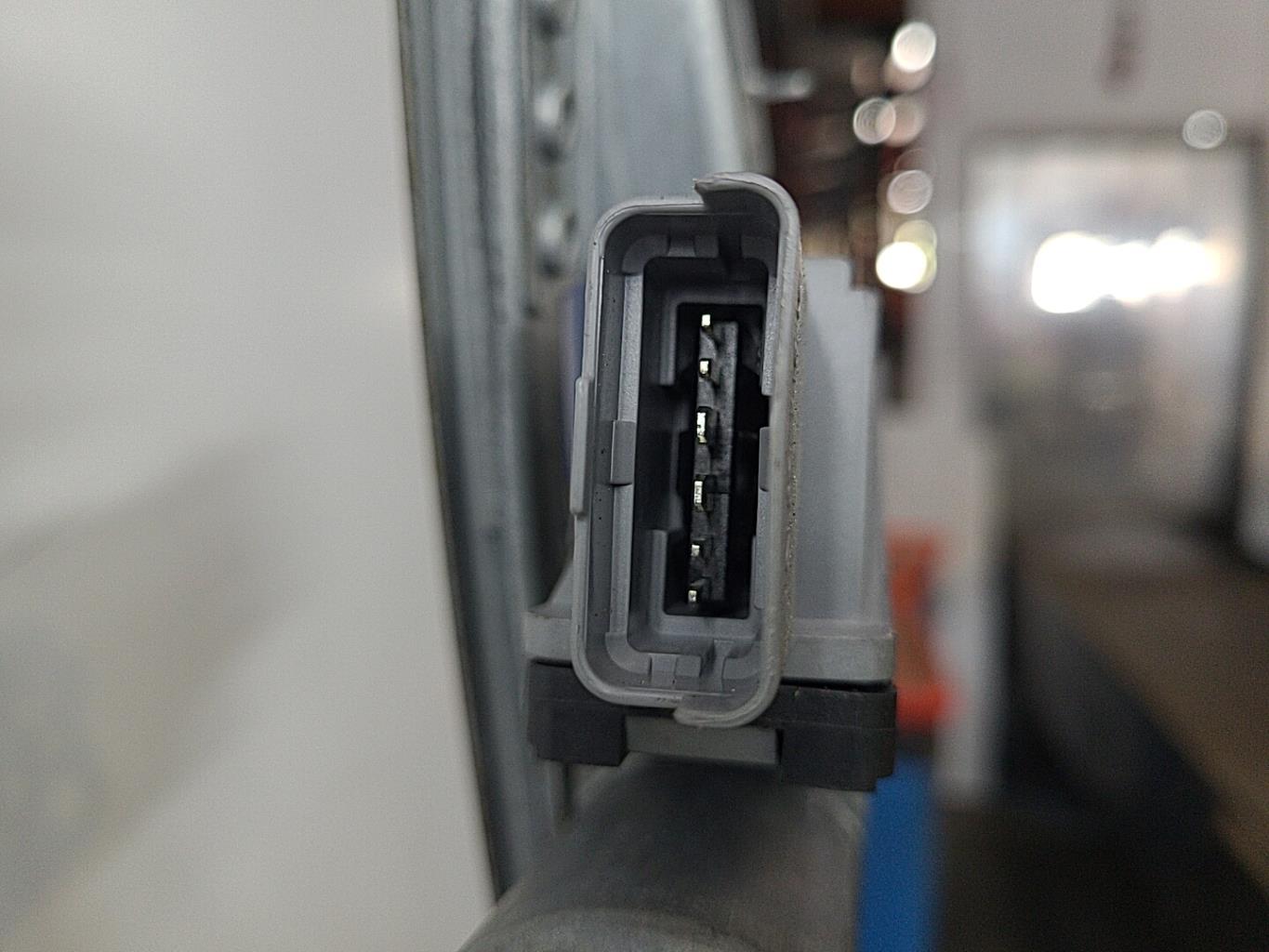 Alzacristalli elettrico posteriore destro PEUGEOT 307 PHASE 1 Diésel - 1