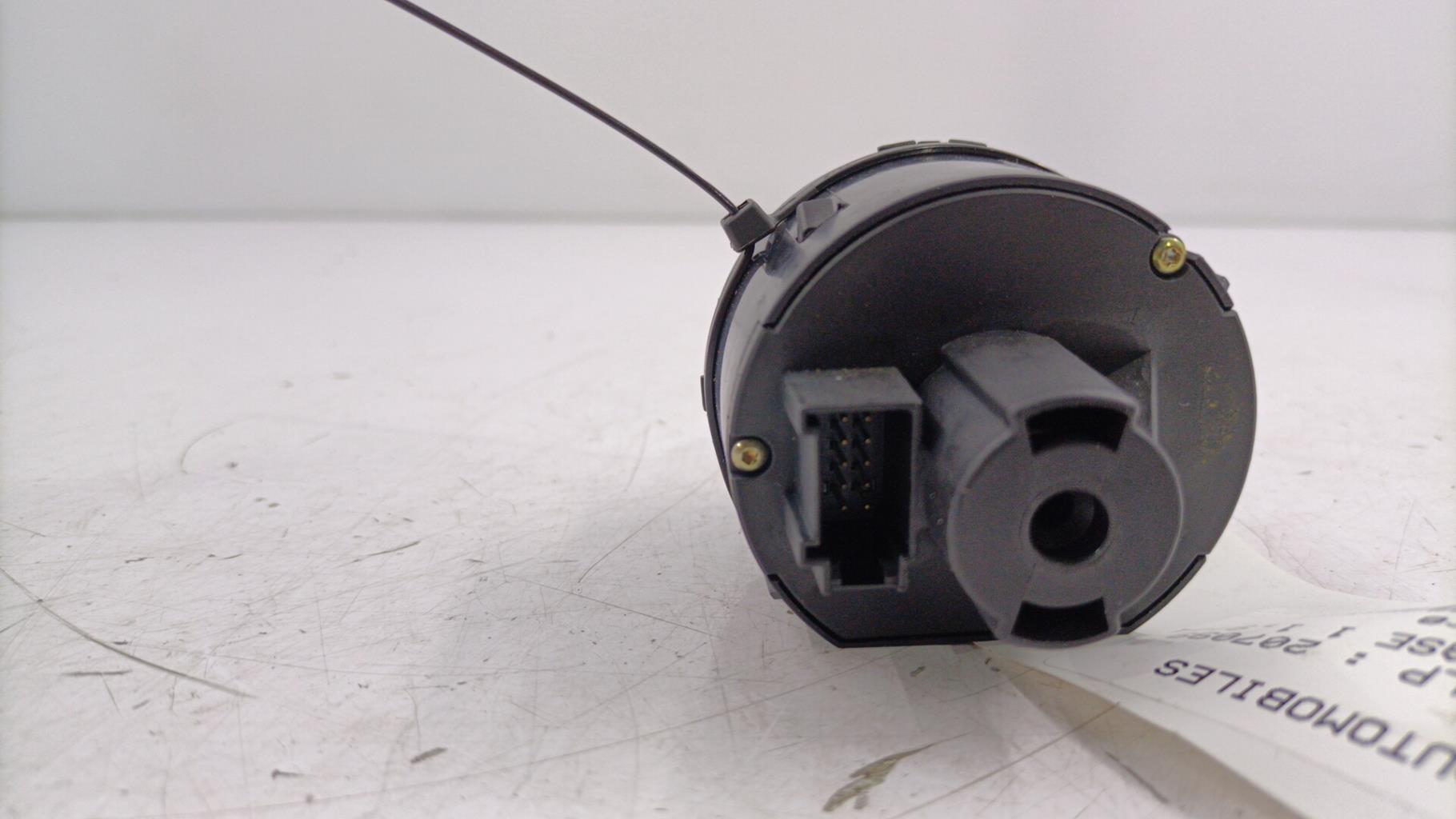 Commande de phare SEAT LEON 2 PHASE 1 Diesel - 1