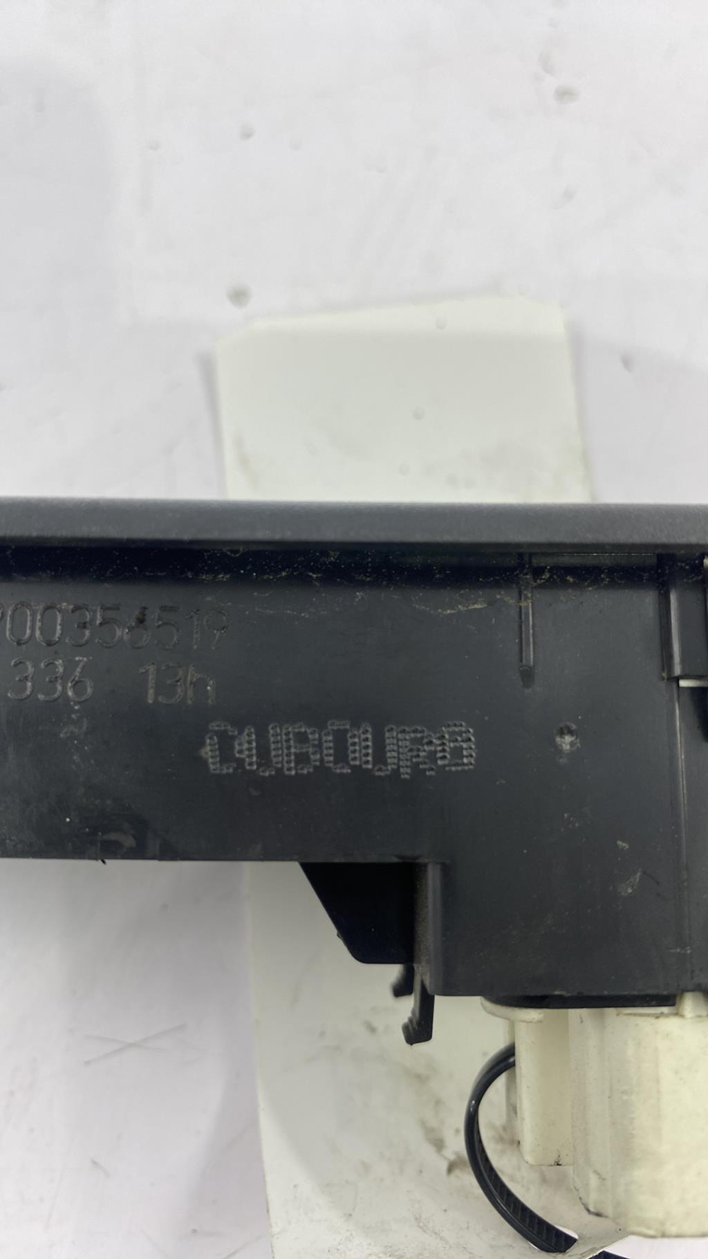 Interruptor de elevalunas RENAULT CLIO 3 PHASE 2 BREAK Gasolina - 1