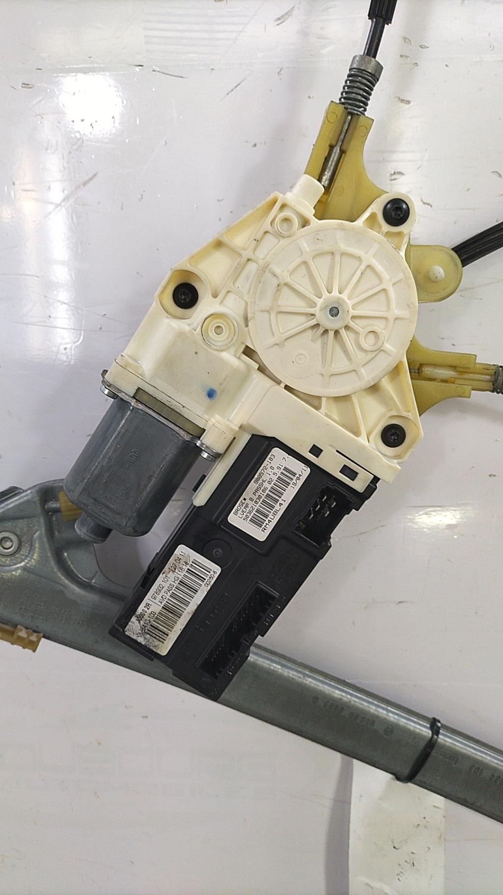 Alzacristalli elettrico anteriore destro RENAULT LAGUNA 3 PHASE 2 BREAK Diésel - 1