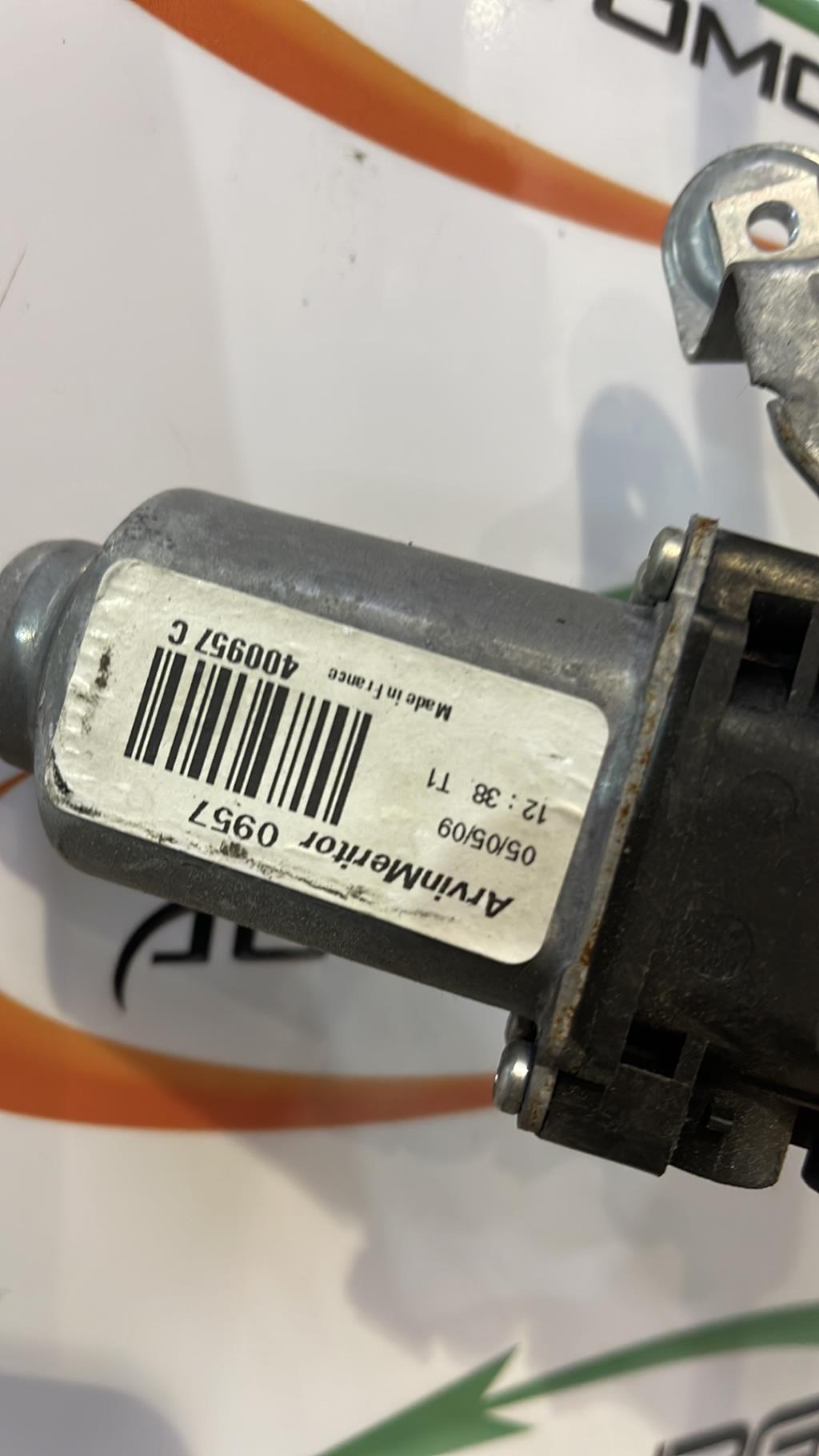 Alzacristalli elettrico anteriore sinistro RENAULT TWINGO 2 PHASE 1 Gasolina - 1