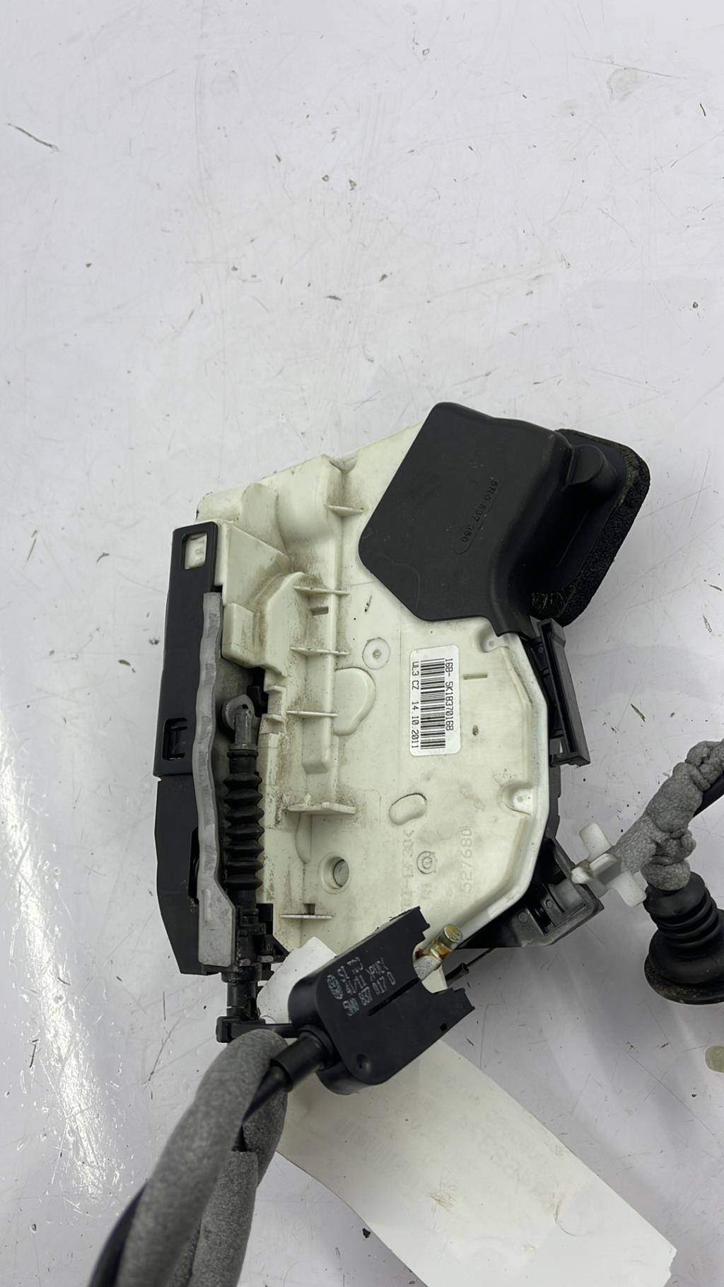 Serratura anteriore destra VOLKSWAGEN POLO 5 PHASE 1 Gasolina - 1