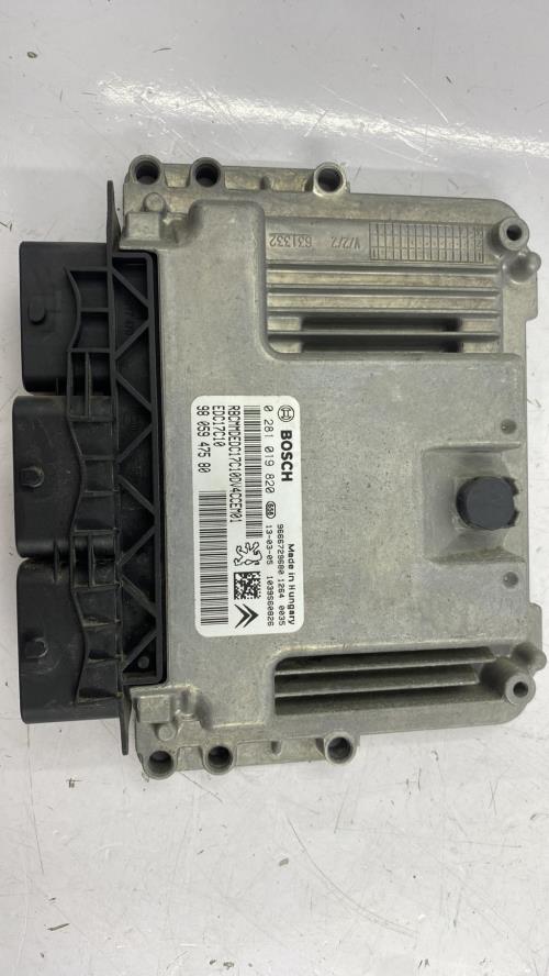 Image Calculateur moteur - PEUGEOT 208 1
