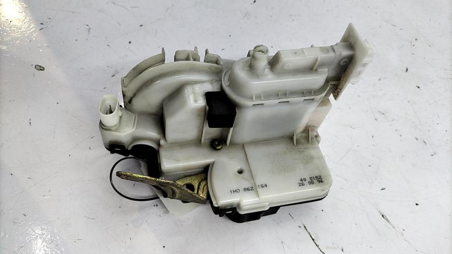 Image Serrure avant droit - VOLKSWAGEN GOLF 3