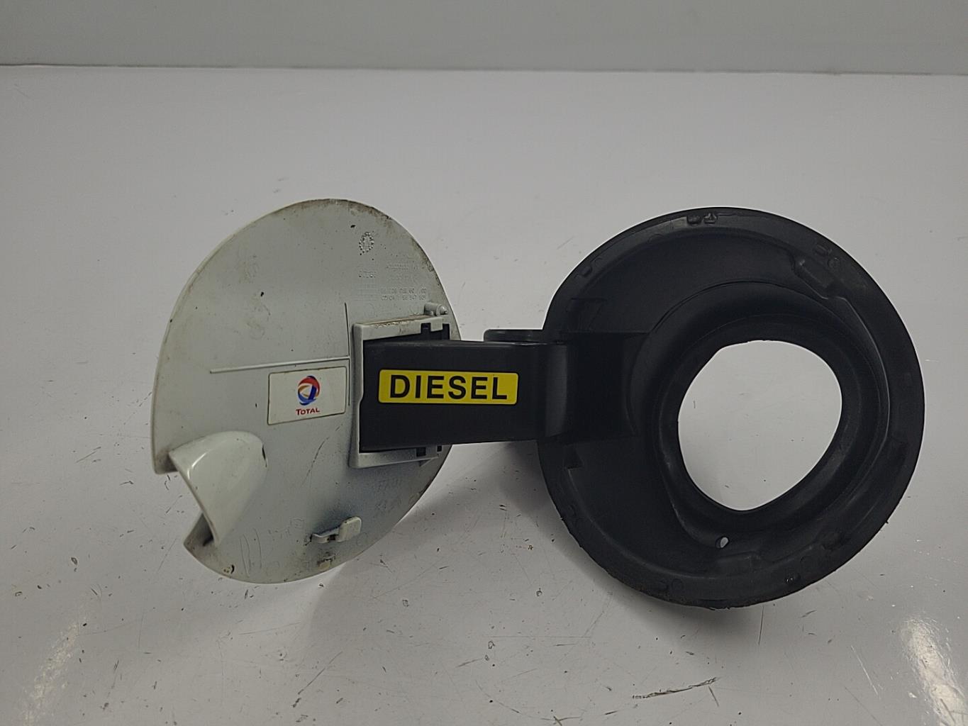 Trappe d'essence PEUGEOT 208 1 PHASE 2 Diesel - 1