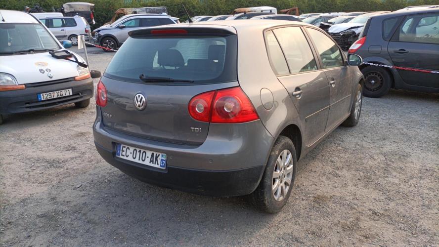 Image Renfort pare choc arriere (traverse) - VOLKSWAGEN GOLF 5