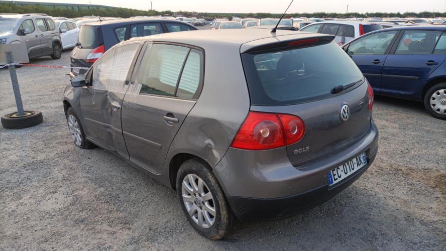 Image Renfort pare choc arriere (traverse) - VOLKSWAGEN GOLF 5