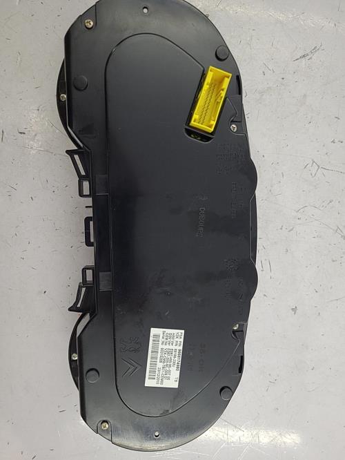 Image Compteur - PEUGEOT 3008 1