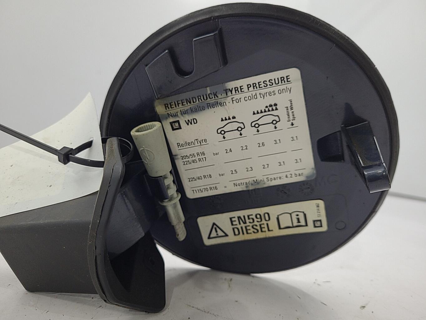 Trappe d'essence OPEL ZAFIRA B PHASE 1 Diesel - 1