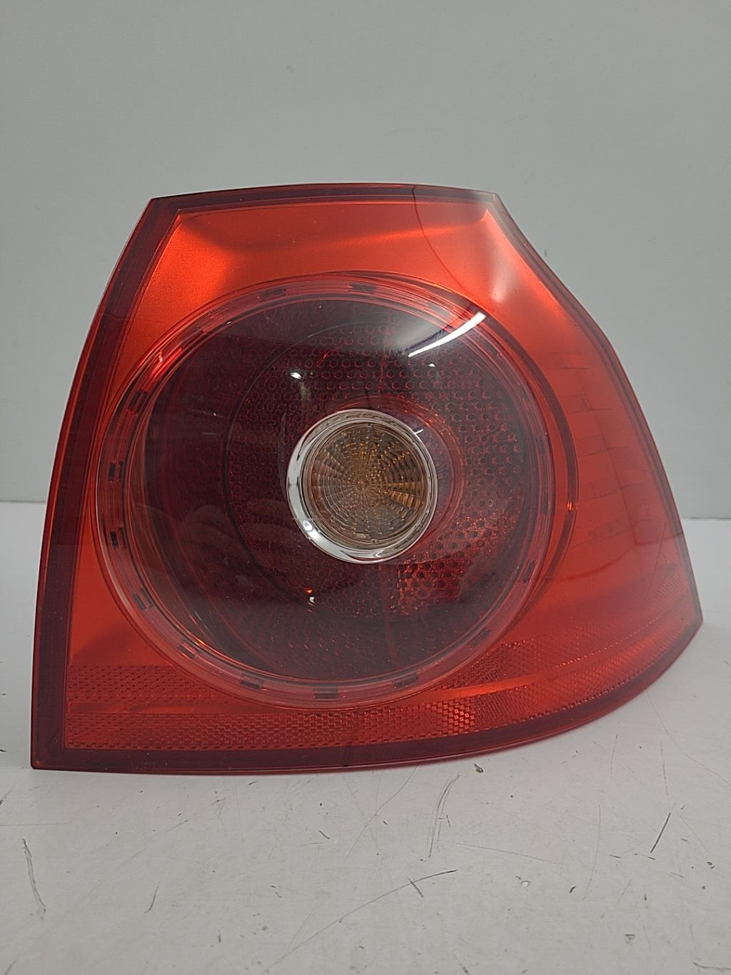 Fanale posteriore principale destro (luci) VOLKSWAGEN GOLF 5 Diésel - 1