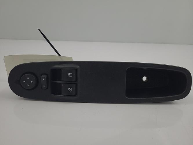Image Interrupteur de leve vitre - FIAT PUNTO 3