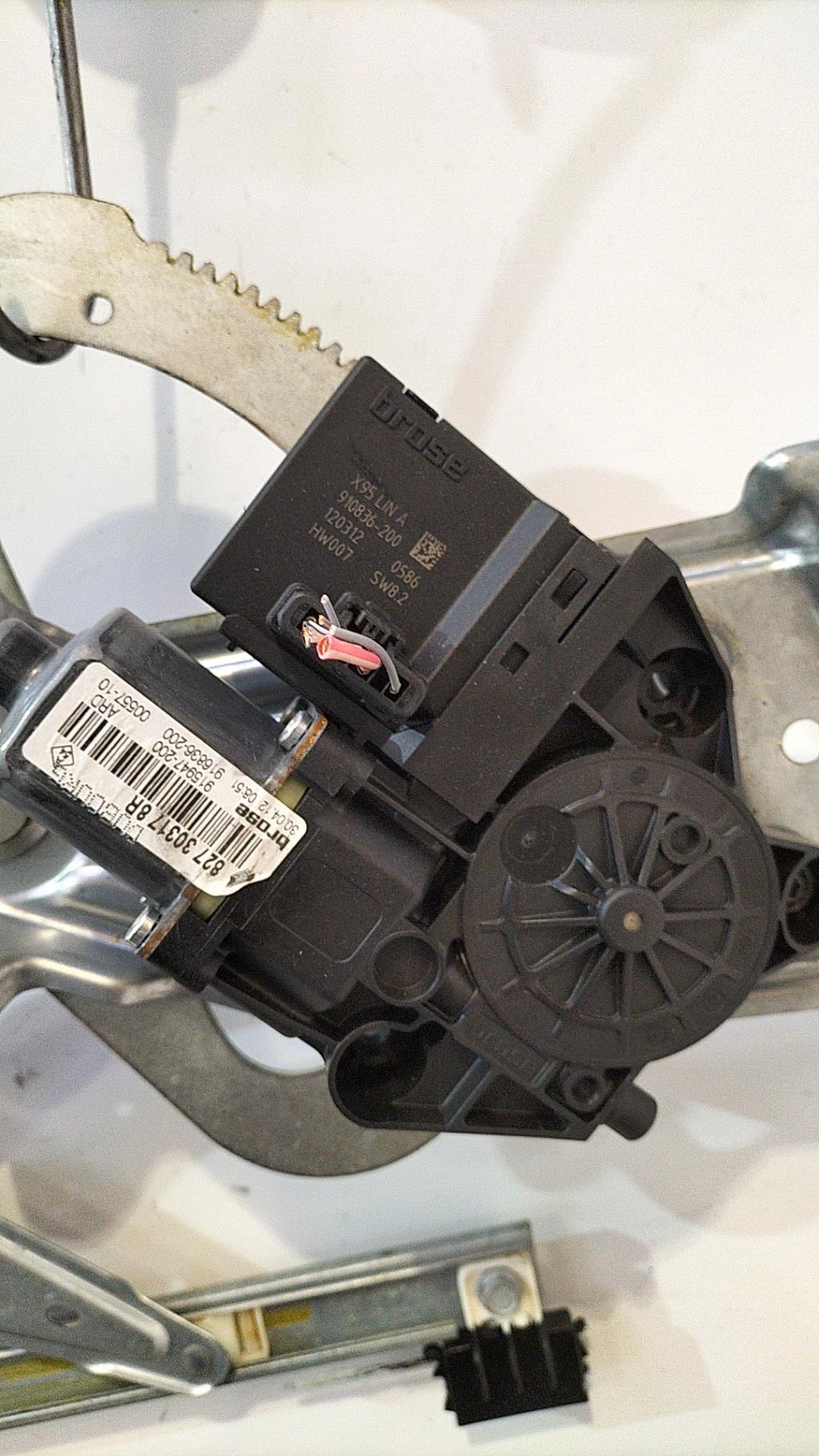 Alzacristalli elettrico posteriore destro RENAULT SCENIC 3 PHASE 2 Diésel - 1