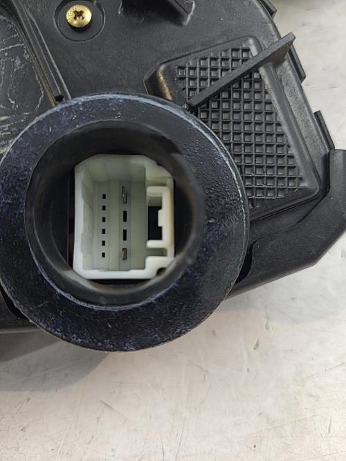 Image Serrure avant droit - TOYOTA COROLLA 10