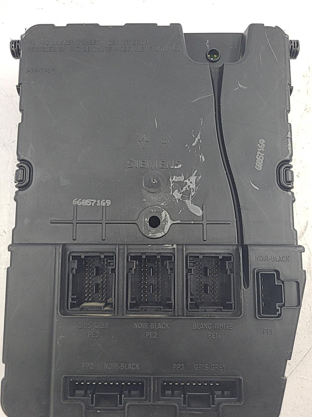 Boitier UPC RENAULT SCENIC 2 PHASE 1 Essence - 1