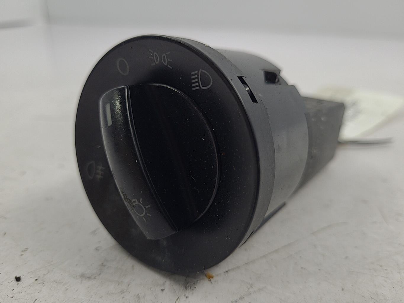 Commande de phare VOLKSWAGEN POLO 4 PHASE 2 Diesel - 1