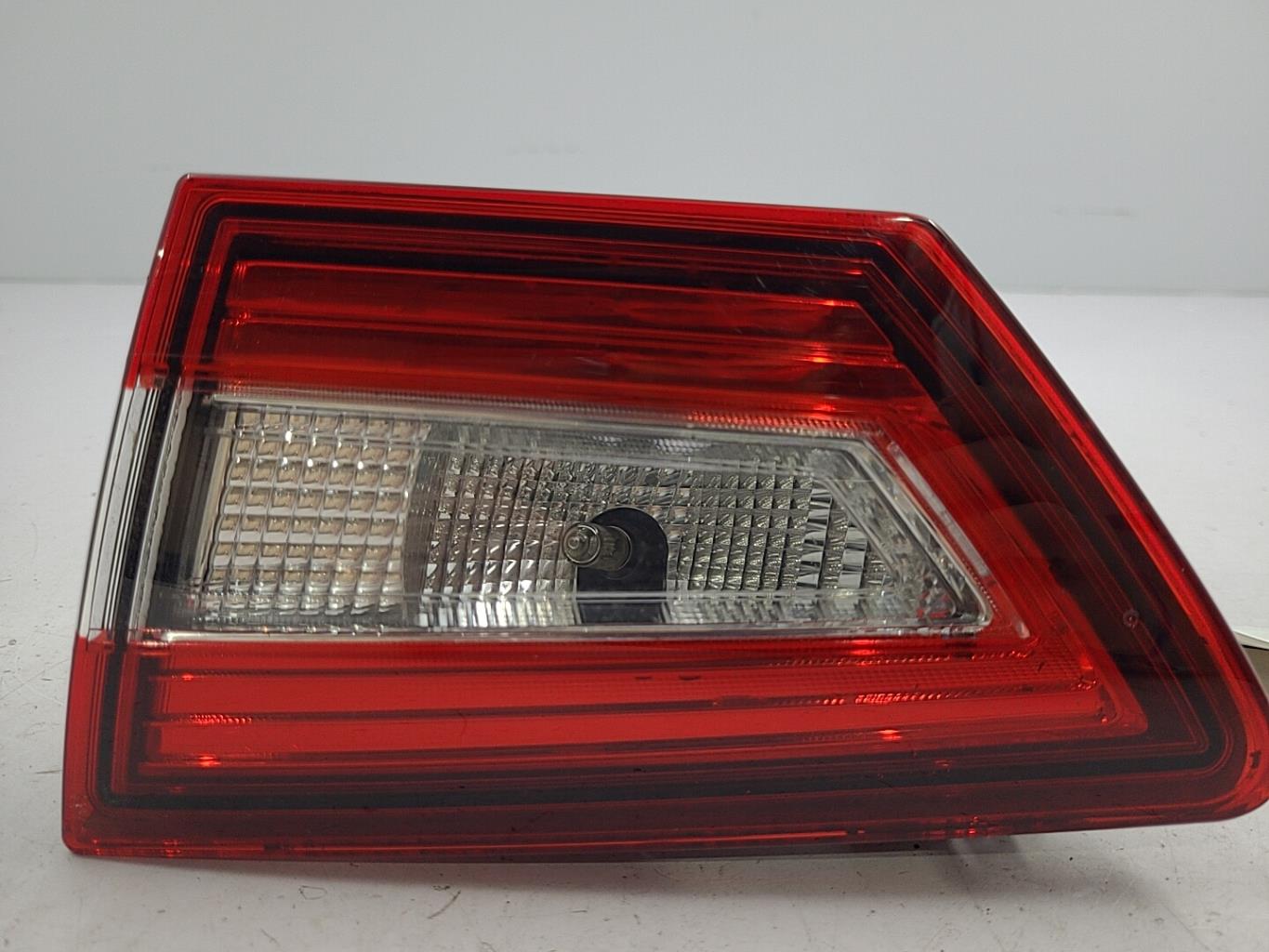Feu arriere secondaire droit (feux) RENAULT CLIO 4 PHASE 2 Diesel - 1