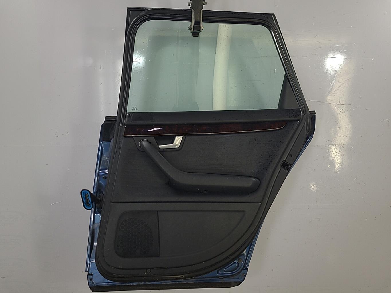 Porte arriere droit AUDI A4 2 AVANT PHASE 1 BREAK Diesel - 1