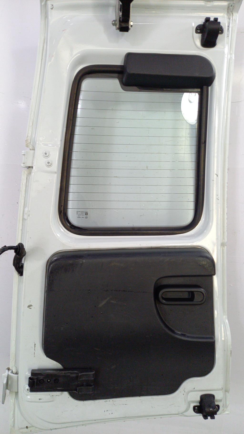 Puerta del maletero derecha OPEL COMBO C PHASE 2 Diésel - 1