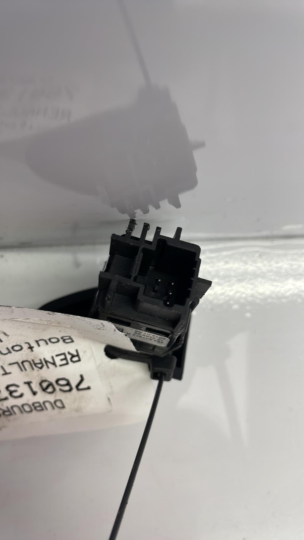 Bouton de warning RENAULT CAPTUR 1 PHASE 1 Diesel - 1