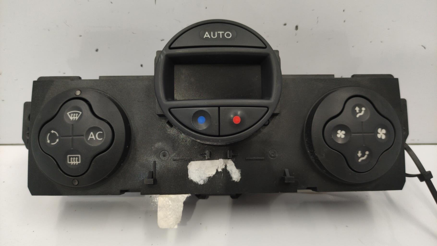 Commande chauffage RENAULT MODUS PHASE 2 Diesel - 1