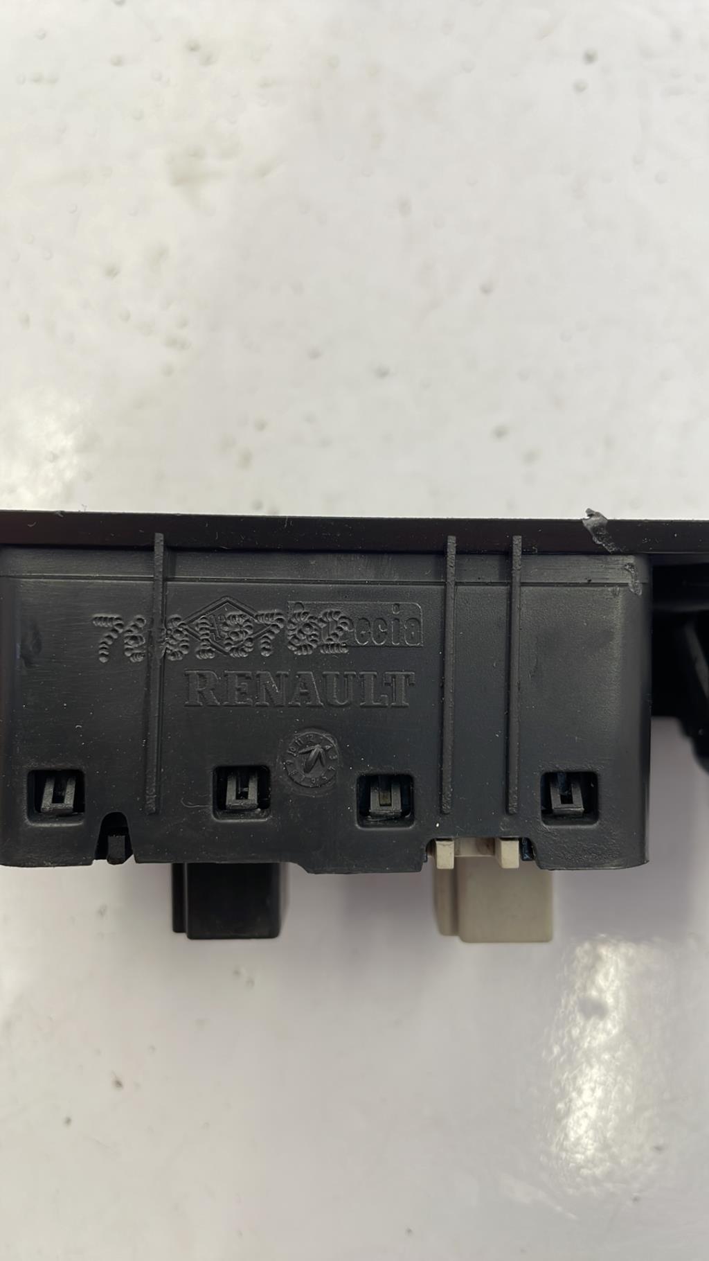 Commande retroviseurs DACIA LOGAN MCV 2 PHASE 1 BREAK Diesel - 1
