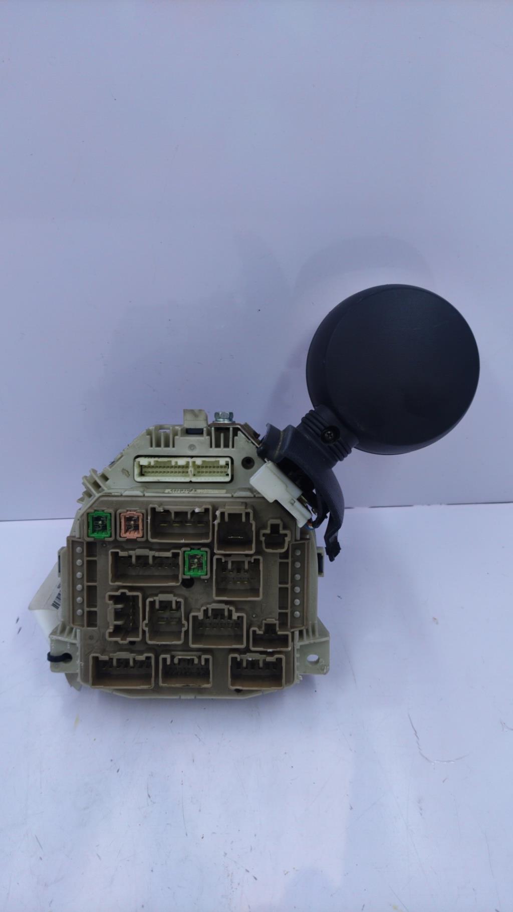 Compteur TOYOTA AYGO 1 PHASE 2 Essence - 1