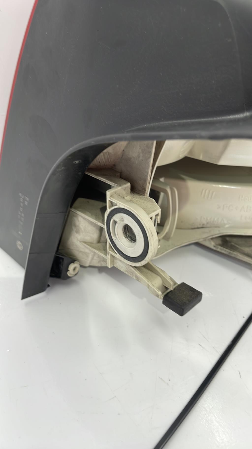 Fanale posteriore principale sinistro (luci) AUDI A4 2 PHASE 2 Diésel - 1