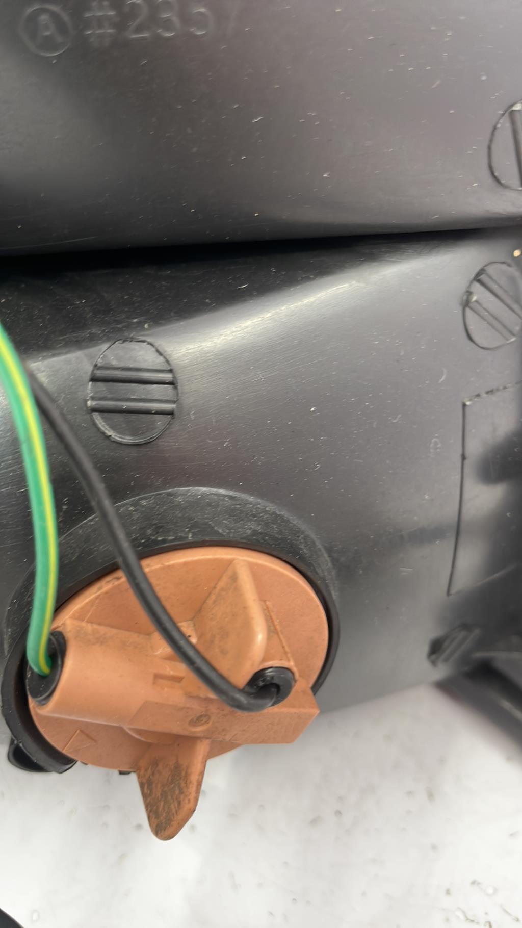 Fanale posteriore principale sinistro (luci) HYUNDAI ACCENT 1 Gasolina - 1