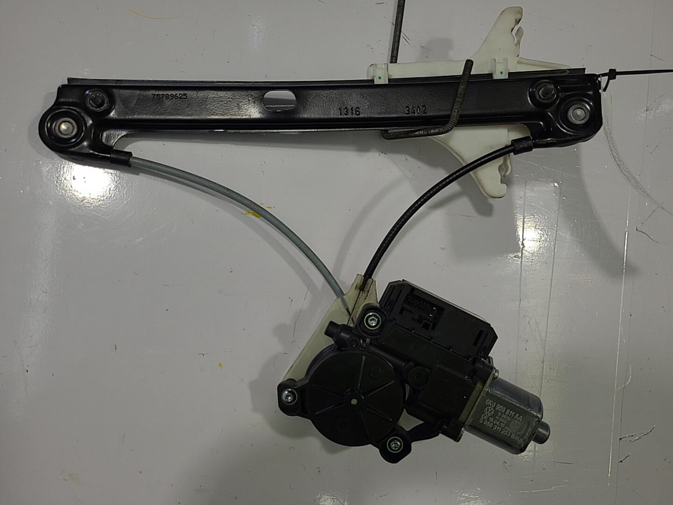 Alzacristalli elettrico posteriore sinistro VOLKSWAGEN POLO 5 PHASE 2 Gasolina - 1