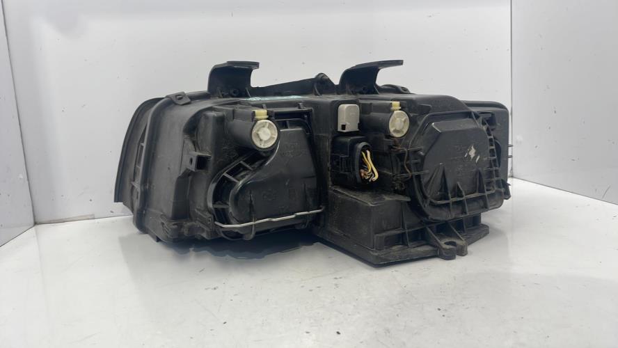 Optique avant principal droit (feux)(phare) AUDI A4 2 PHASE 1 Diesel ...