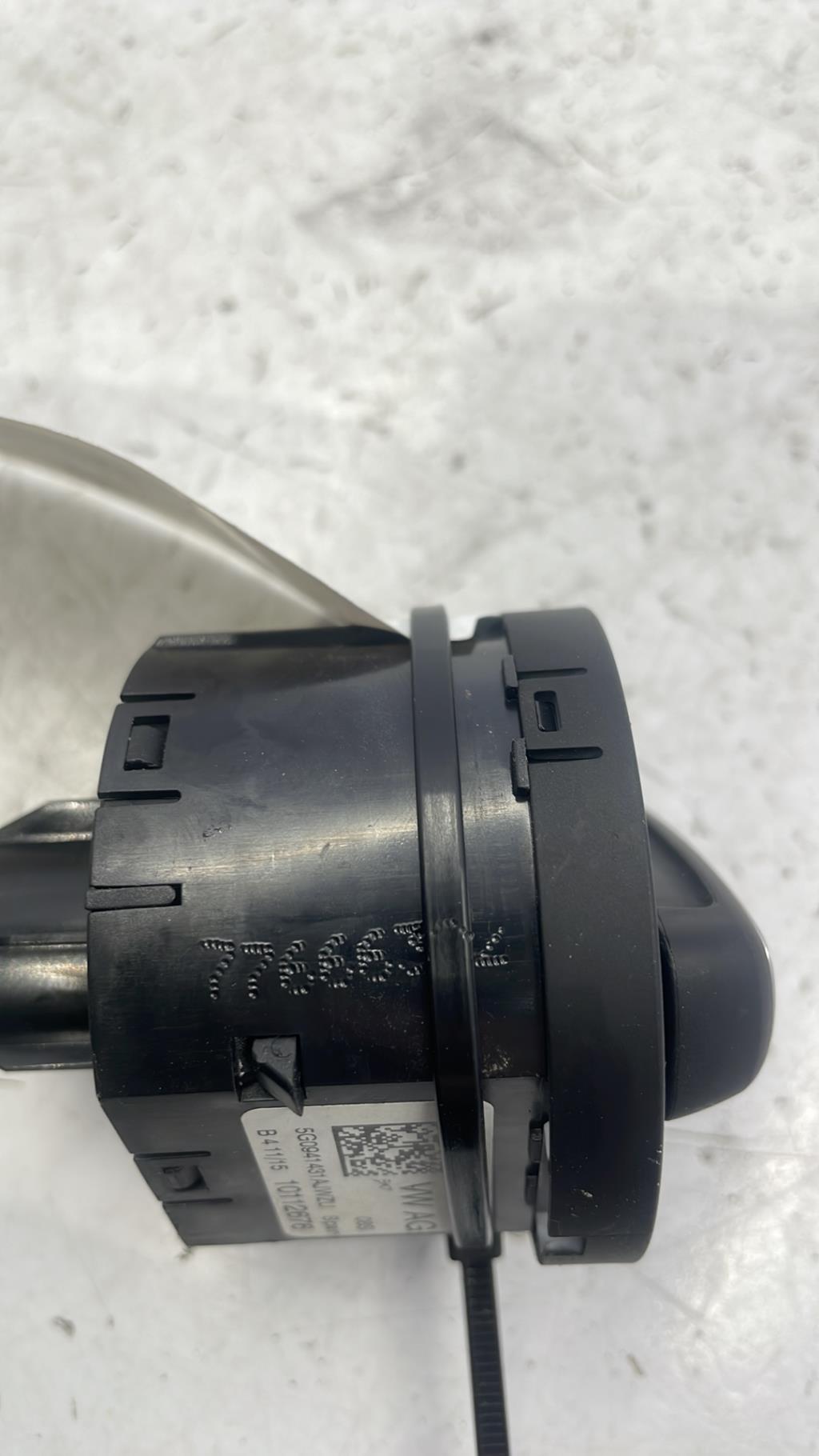 Commande de phare VOLKSWAGEN POLO 5 PHASE 2 Essence - 1
