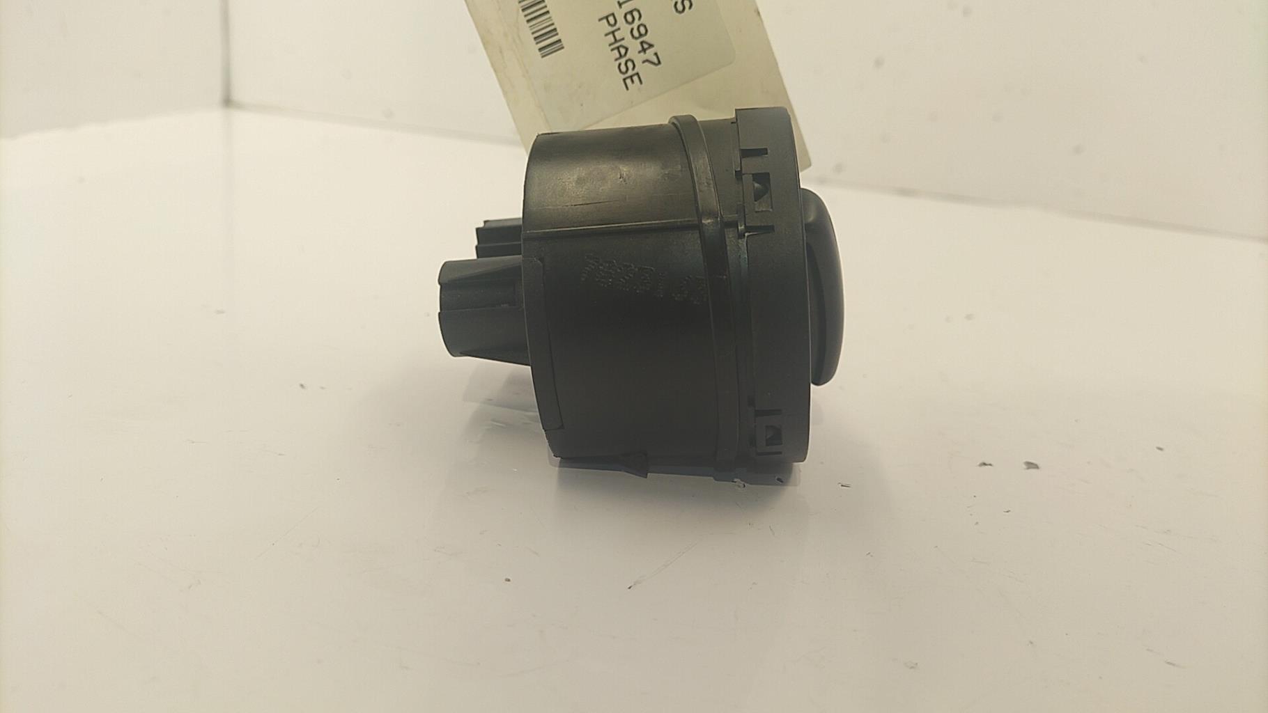 Commande de phare VOLKSWAGEN TOURAN 1 PHASE 2 Diesel - 1
