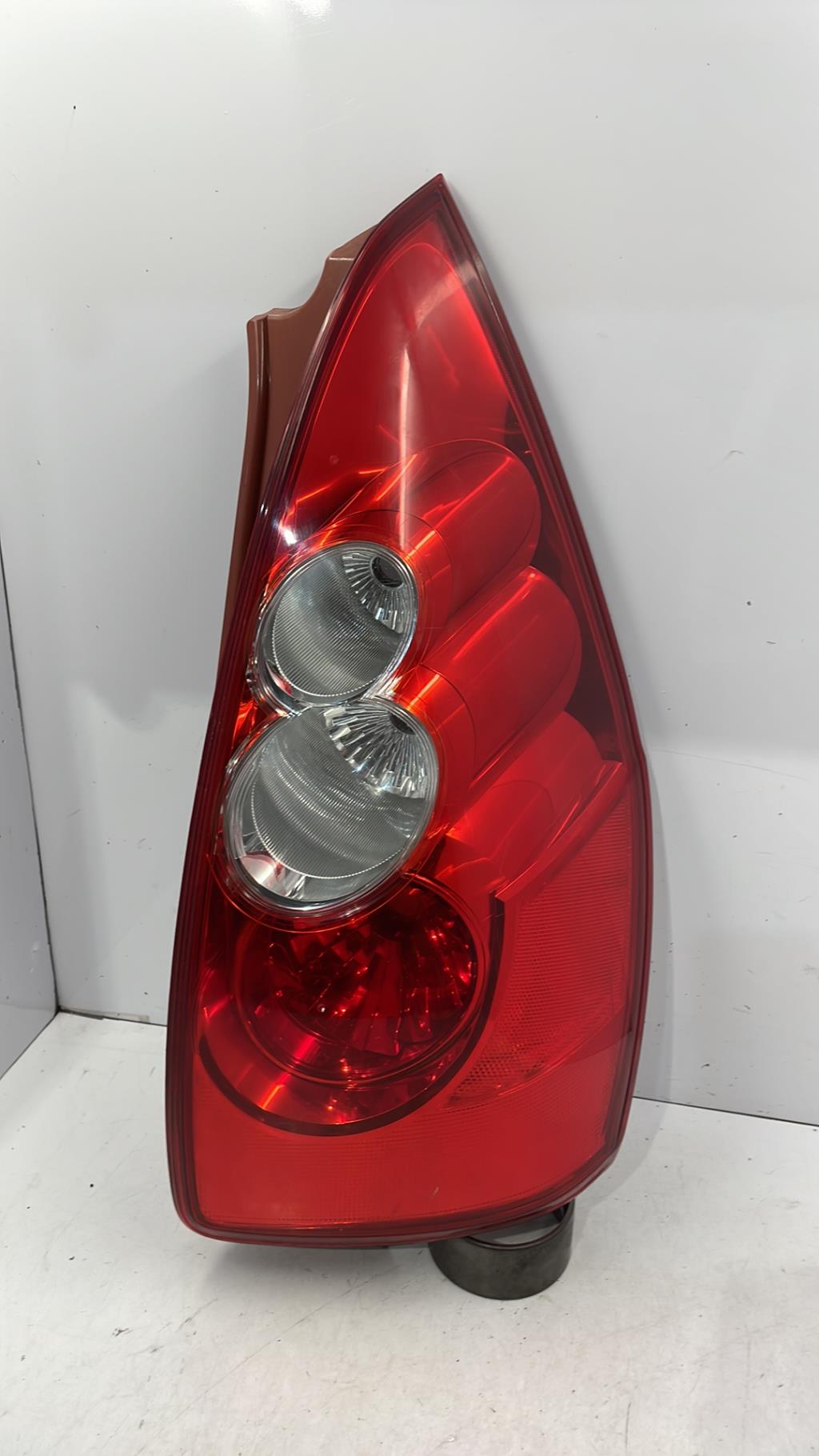 Fanale posteriore principale destro (luci) MAZDA 5 1 PHASE 1 Diésel - 1