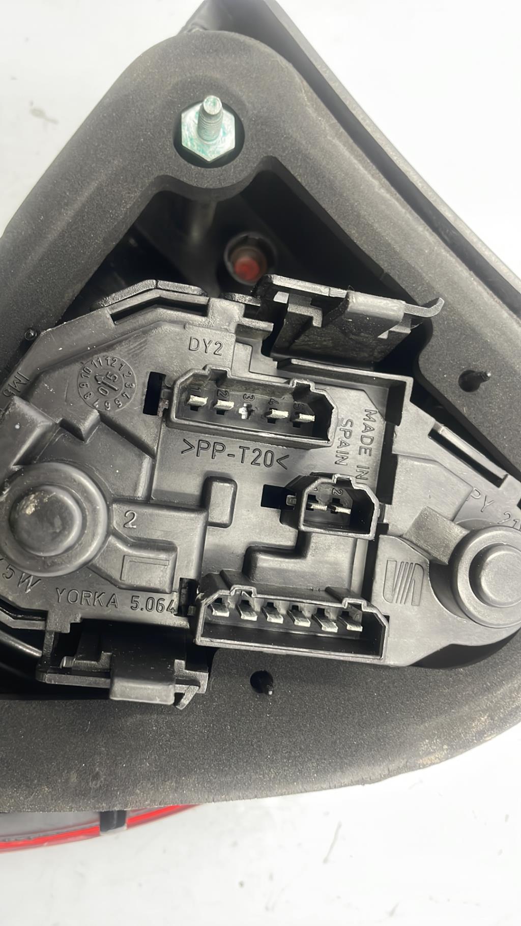 Fanale posteriore principale sinistro (luci) SEAT LEON 1 Diésel - 1
