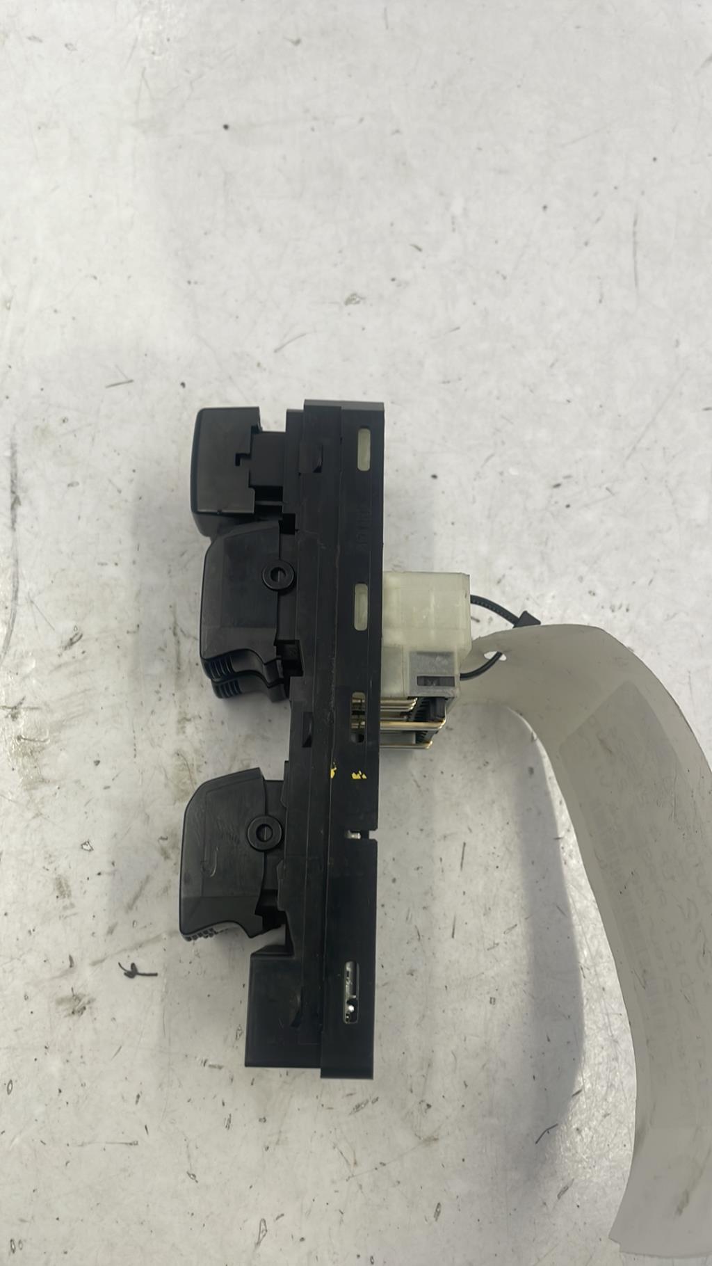 Interruttore alzacristalli FIAT SEDICI PHASE 2 Diésel - 1