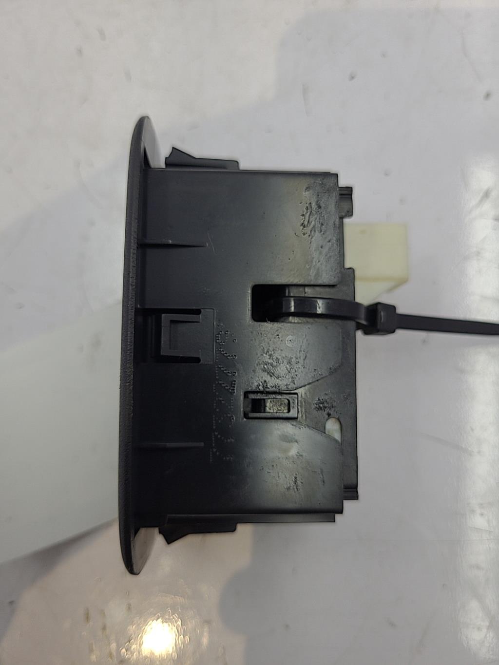 Interruttore lavacristalli posteriore destro TOYOTA AURIS 1 PHASE 2 Diésel - 1