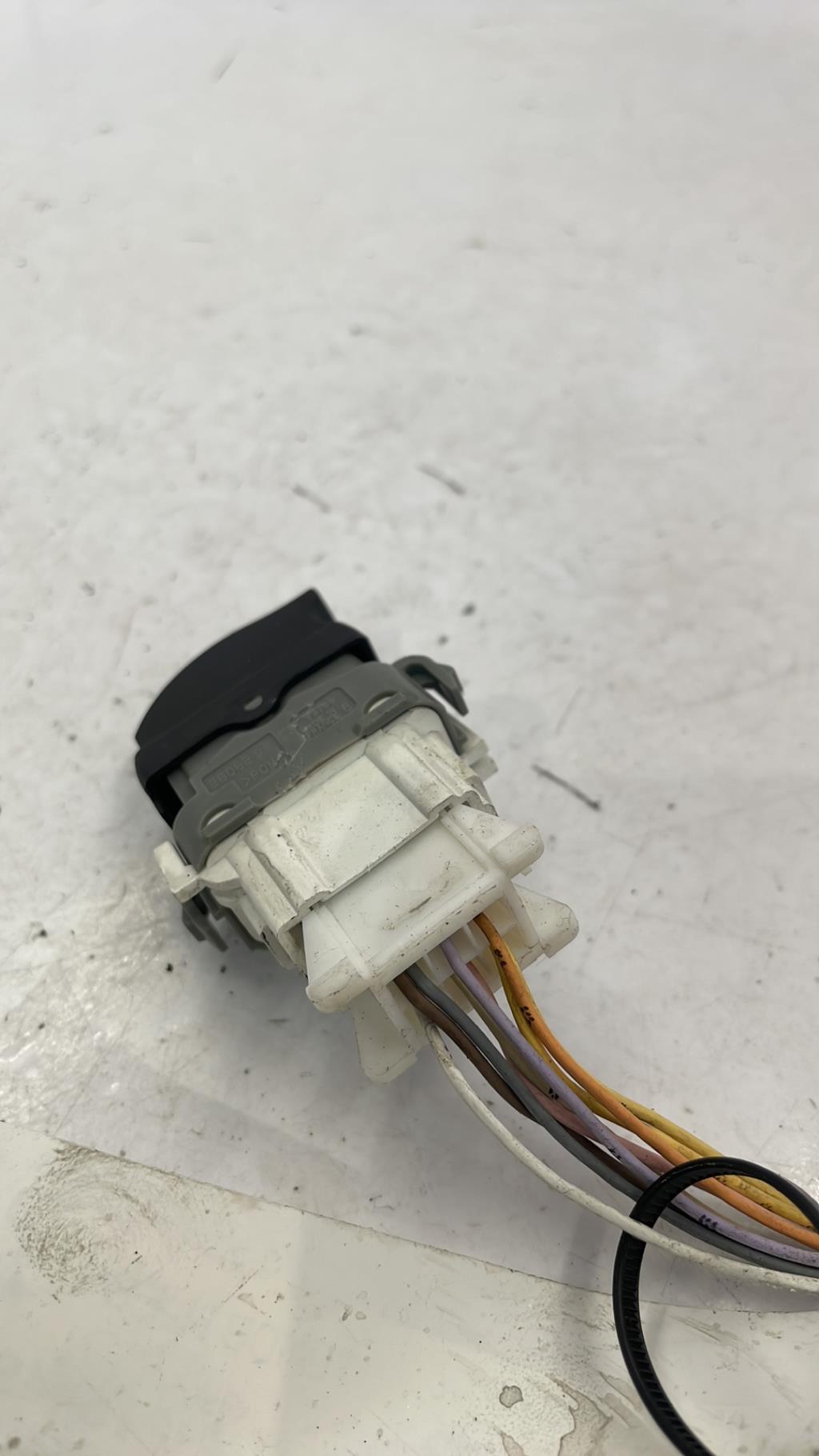 Interruttore lavacristalli posteriore sinistro RENAULT ESPACE 4 PHASE 1 Diésel - 1