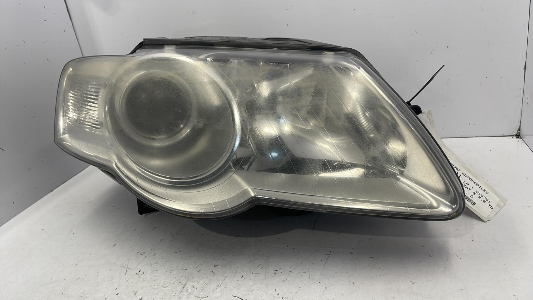 Gruppo ottico anteriore principale destro (luci)(faro) VOLKSWAGEN PASSAT 5 Diésel - 1