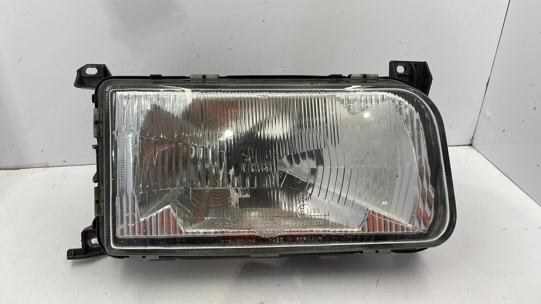 Gruppo ottico anteriore principale destro (luci)(faro) VOLKSWAGEN PASSAT 3 PHASE 1 BREAK Diésel - 1