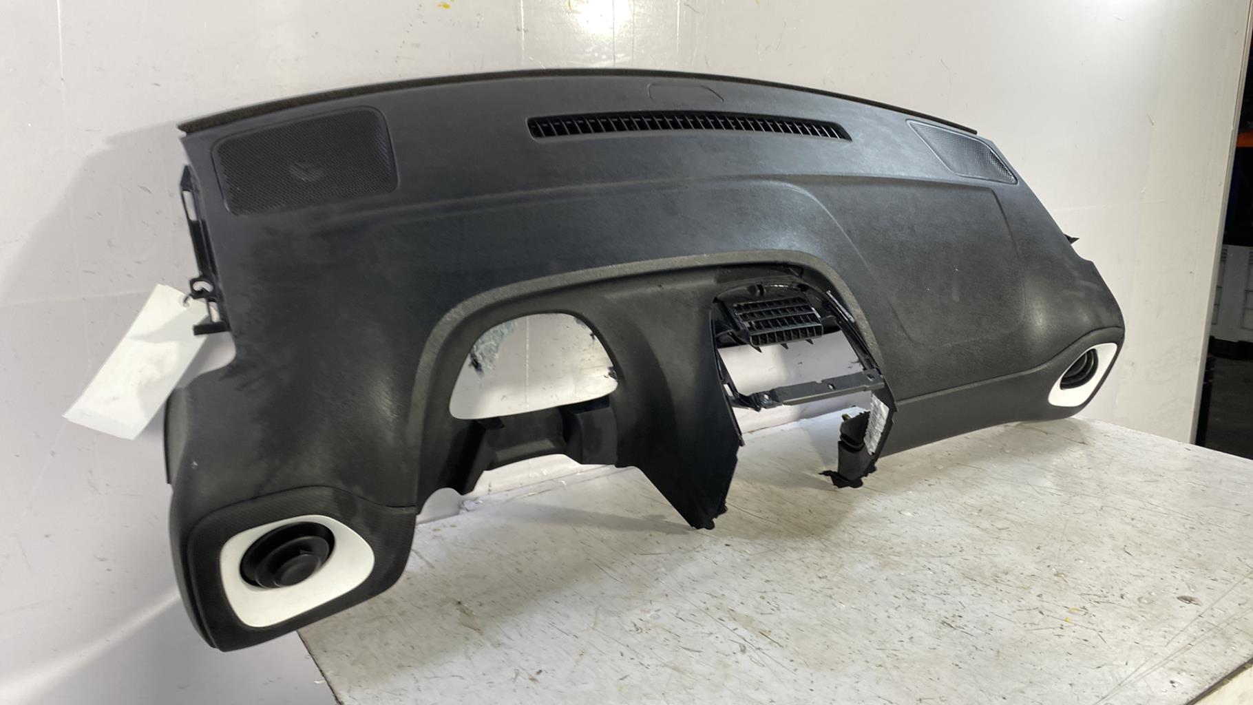 Planche de bord complete CITROEN C1 2 Essence - 1