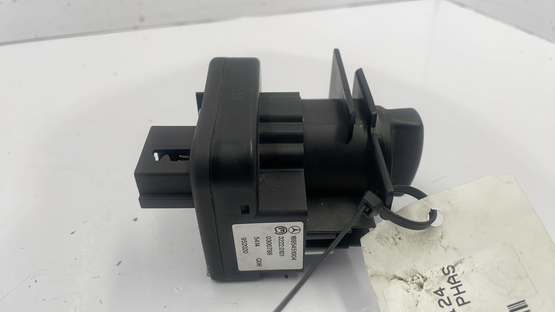 Commande de phare MERCEDES CLASSE B 245 PHASE 1 Diesel - 1