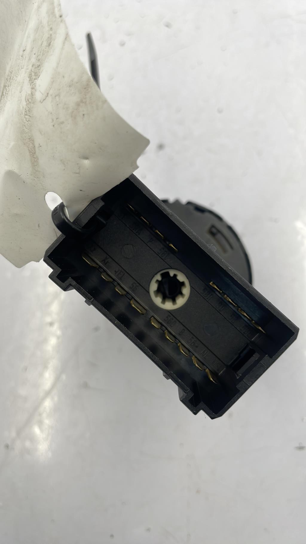 Commande de phare VOLKSWAGEN POLO 4 PHASE 1 Diesel - 1