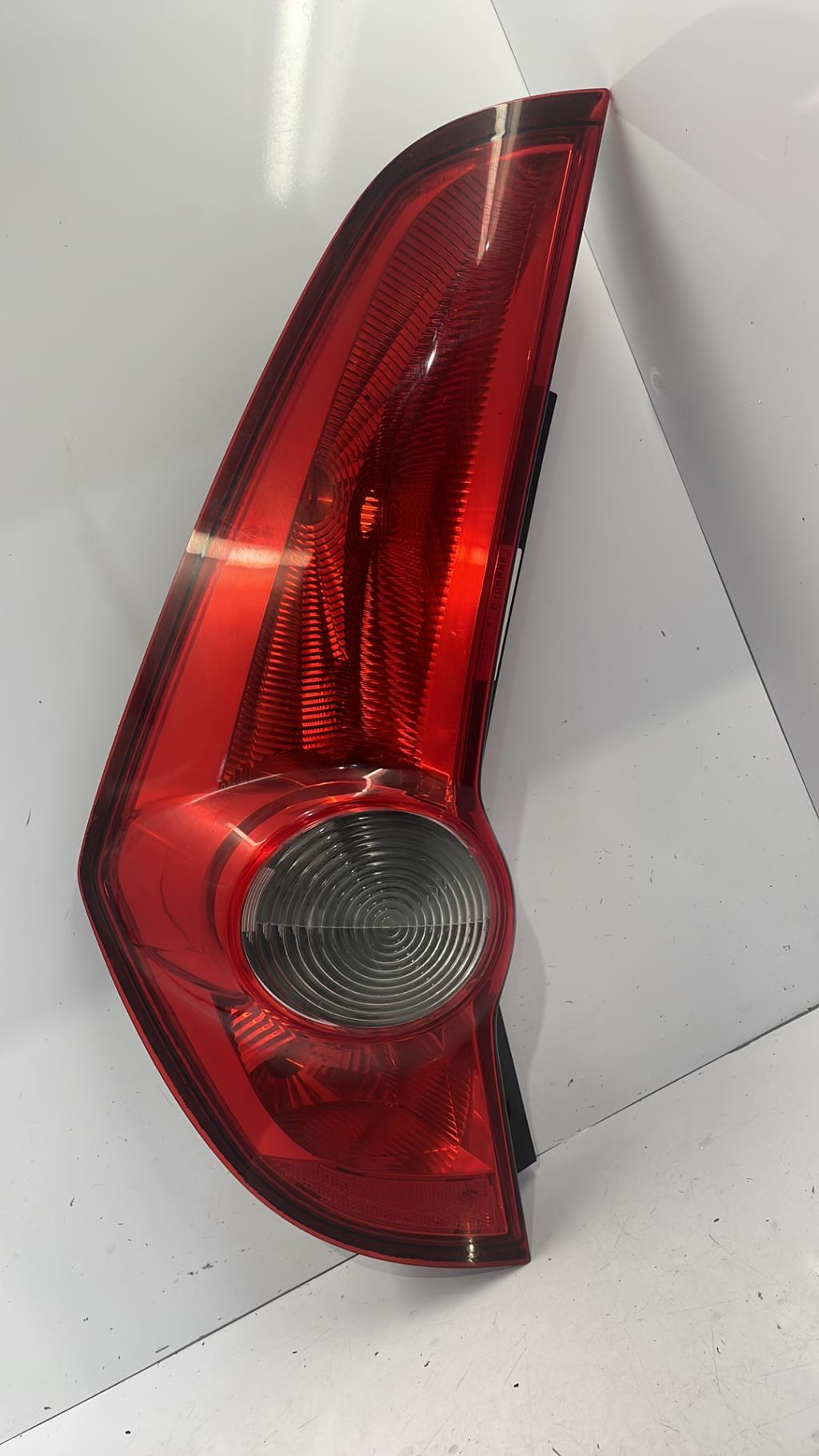 Fanale posteriore principale sinistro (luci) OPEL AGILA B Diésel - 1