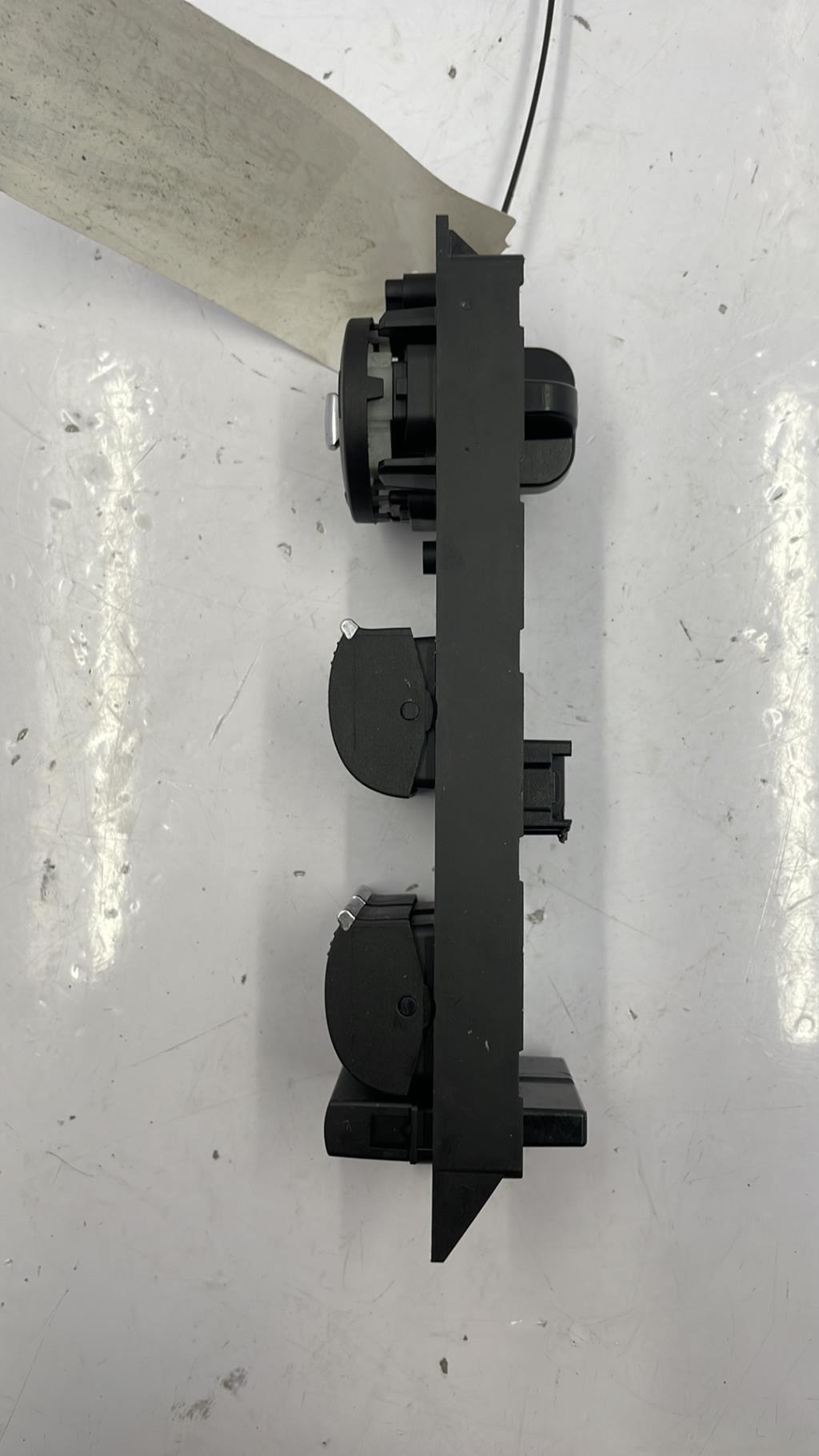 Interruttore lavacristalli anteriore sinistro FORD C-MAX 2 PHASE 1 Diésel - 1