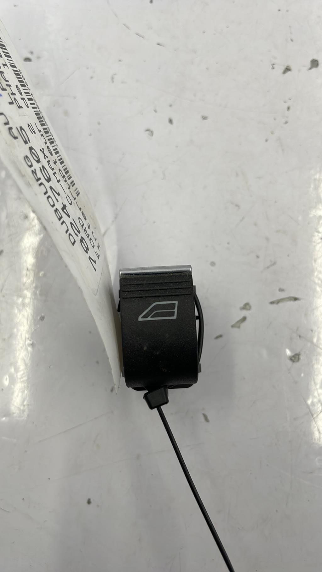 Interruttore lavacristalli anteriore destro FORD C-MAX 2 PHASE 1 Diésel - 1